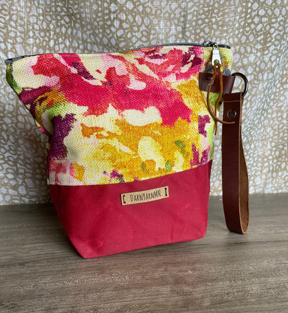 Charcoal Floral Regular Wedge Project Bag