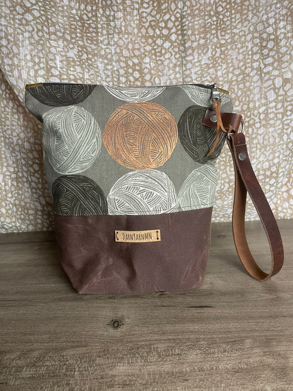 Metallic Yarn Regular Wedge Project Bag