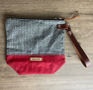 Black Knit Stitch Regular Wedge Project Bag